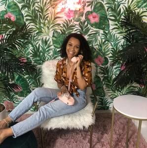 Meet your Posher, Danielle